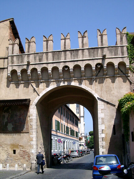 Trastevere's city gate