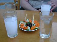 Ouzo p&aring; Kafenion Faros